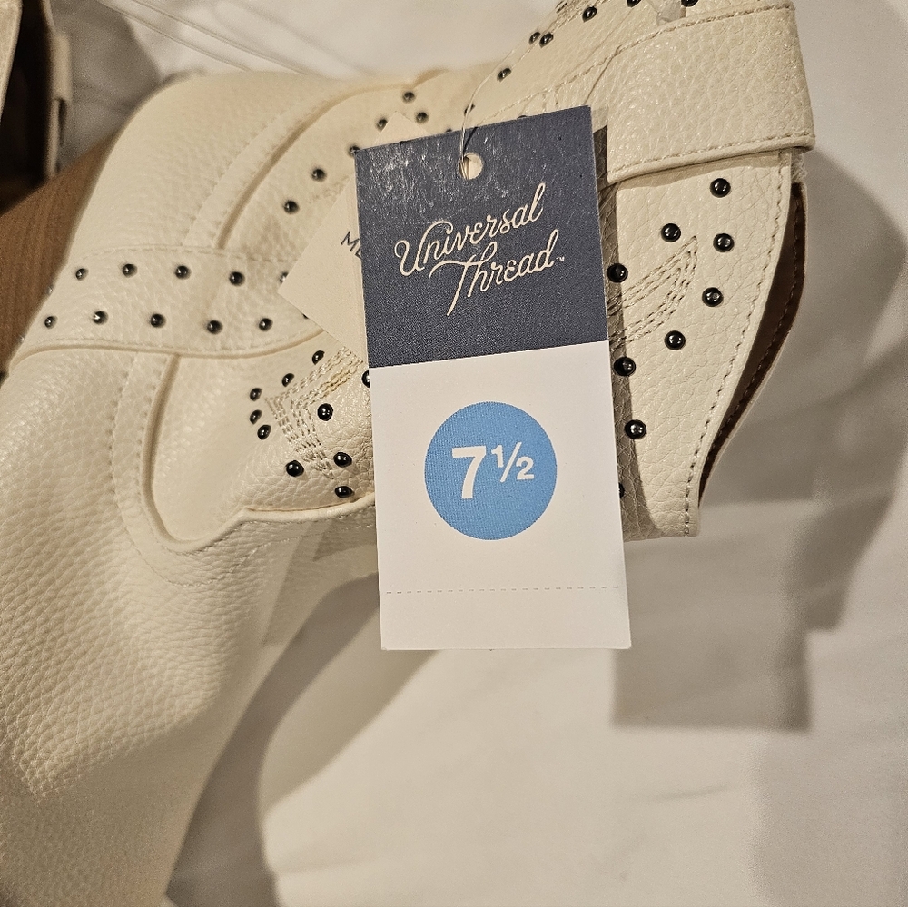 NWT Universal‎ Thread Women's Cream Western Boots Size 7.5 - Picture 7 of 9